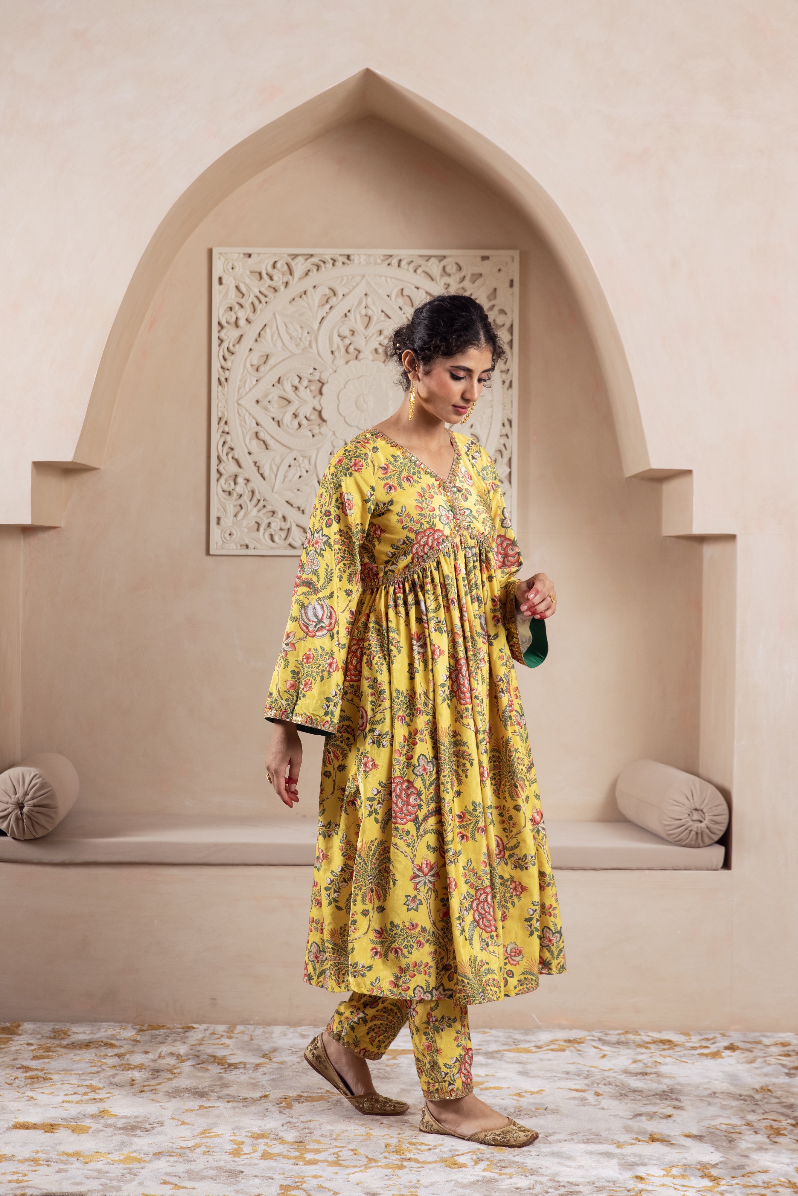 FIRGUN YELLOW VELVET TWIN SET