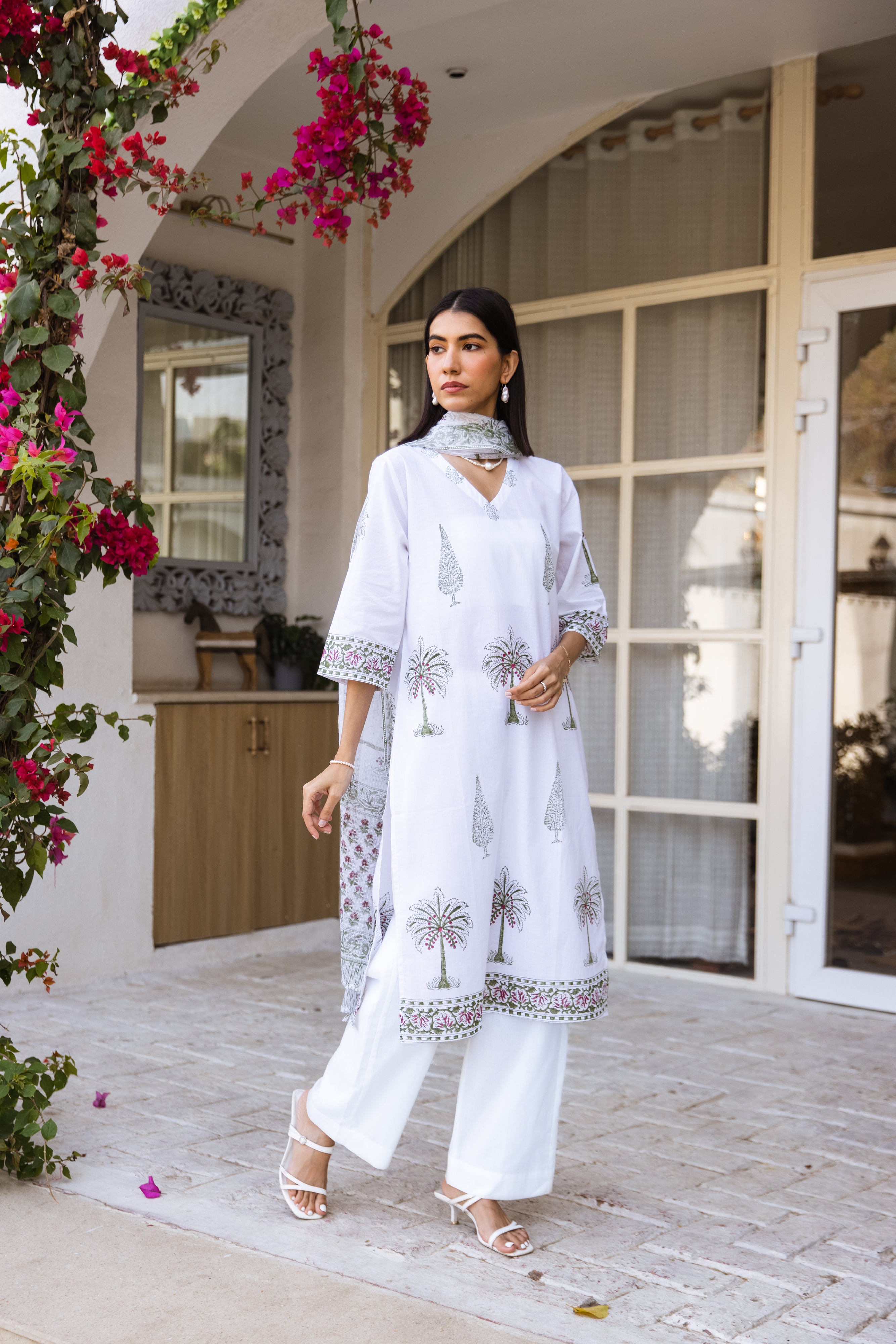 Picnic Palm tree Handblock Kurta Set