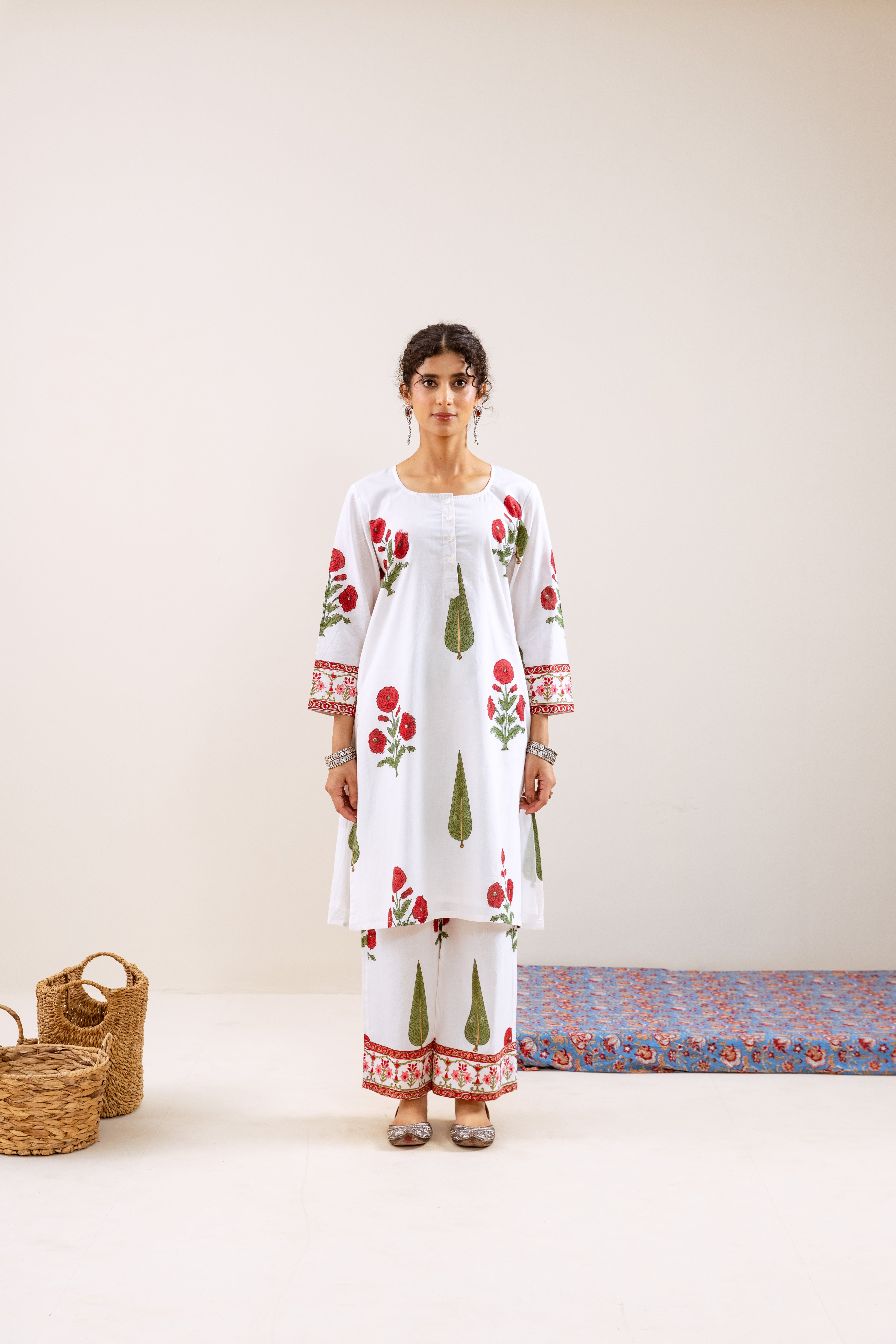 Bahara Red Mughal Motif kurta set (with Dupatta)