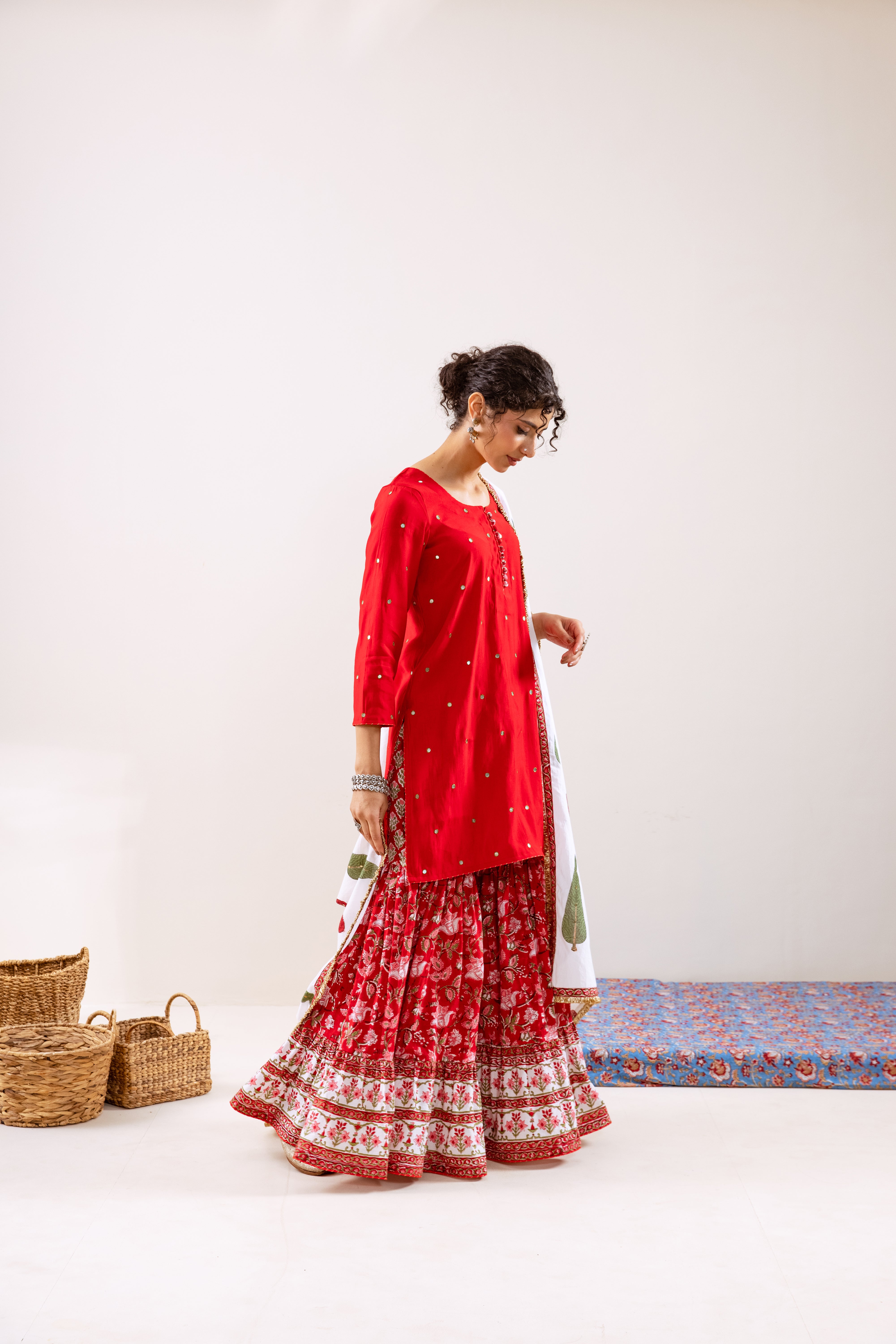Bahara Red hand block Gharara Set (motif Dupatta)