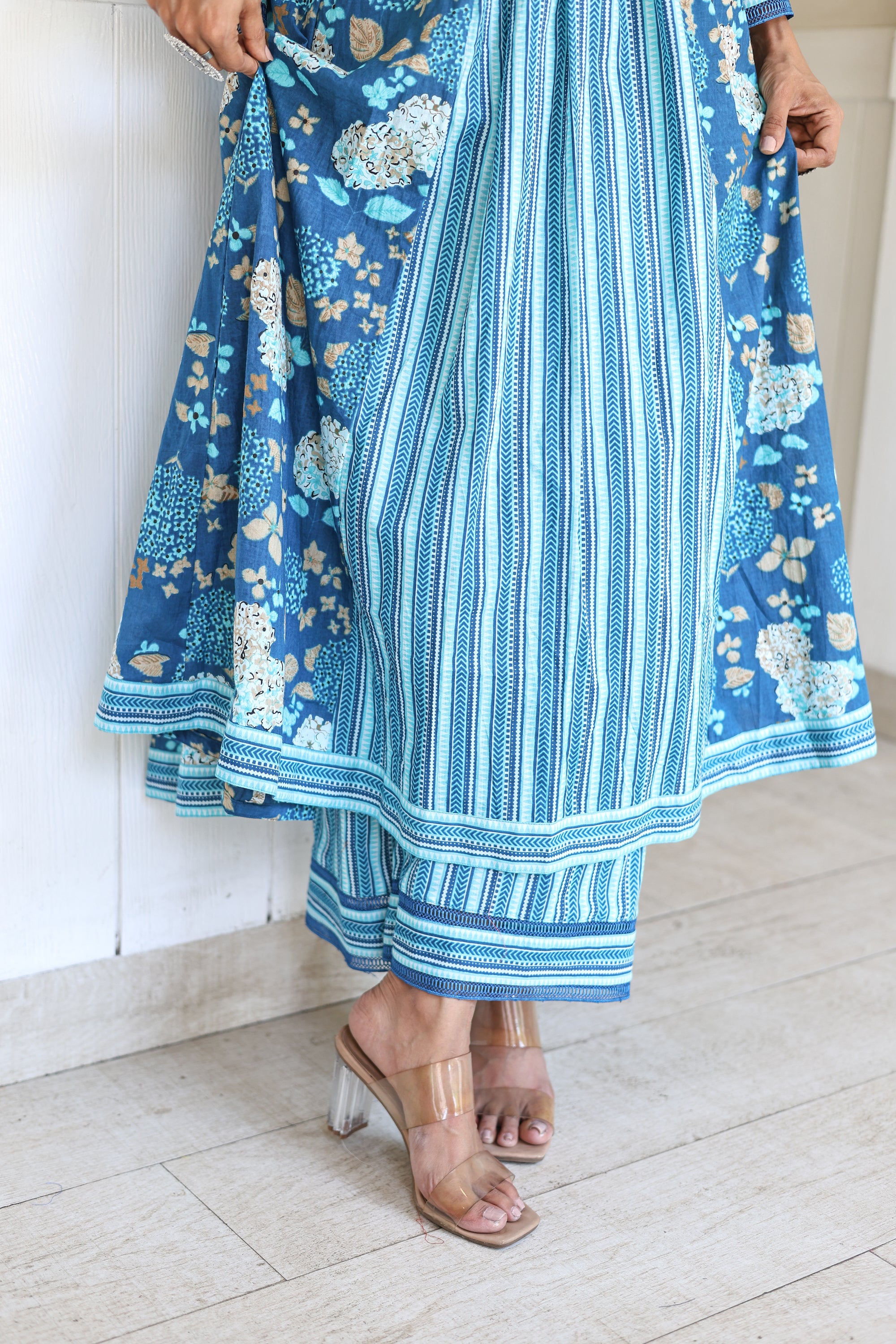 Blue floral summer set