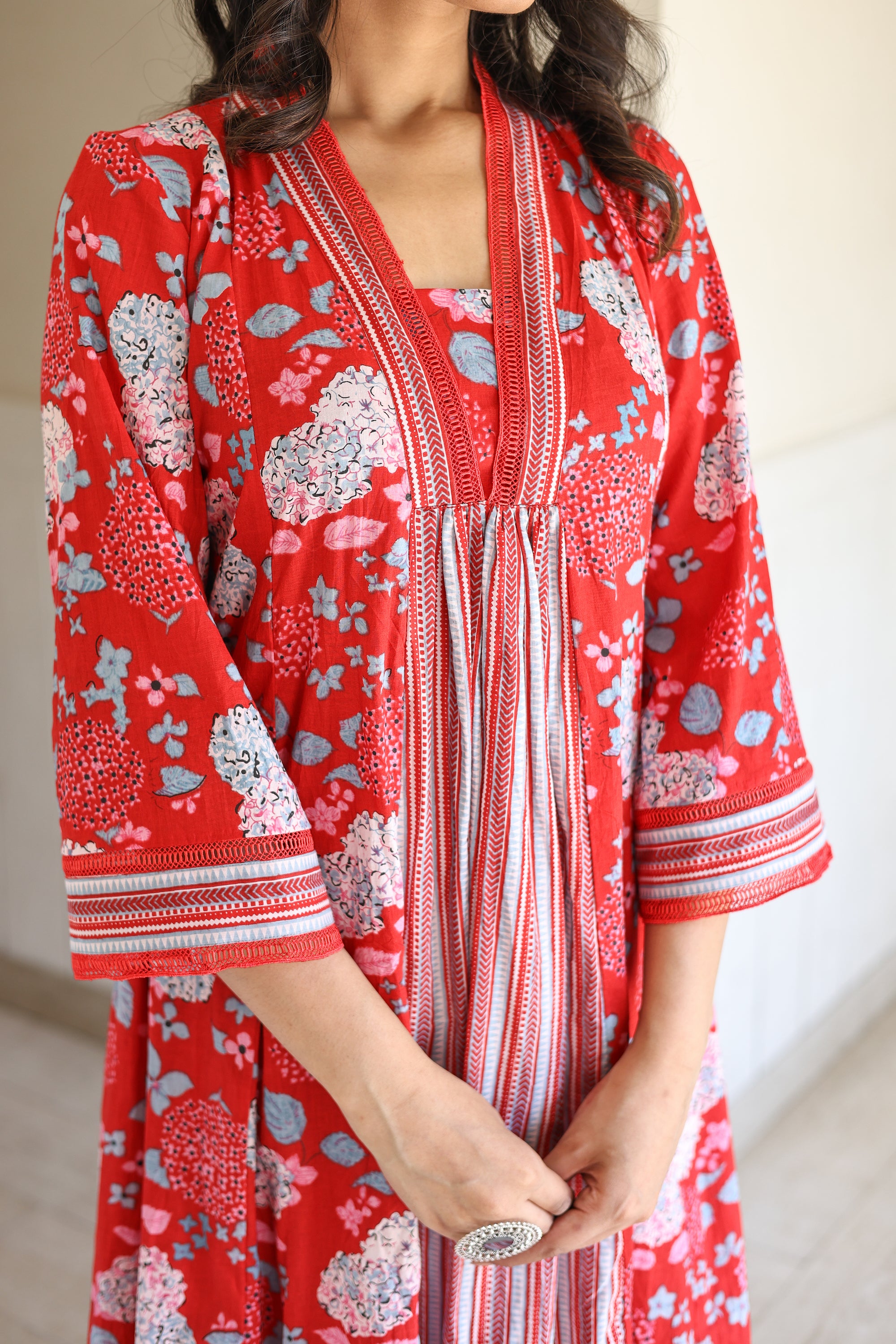 Red floral summer set