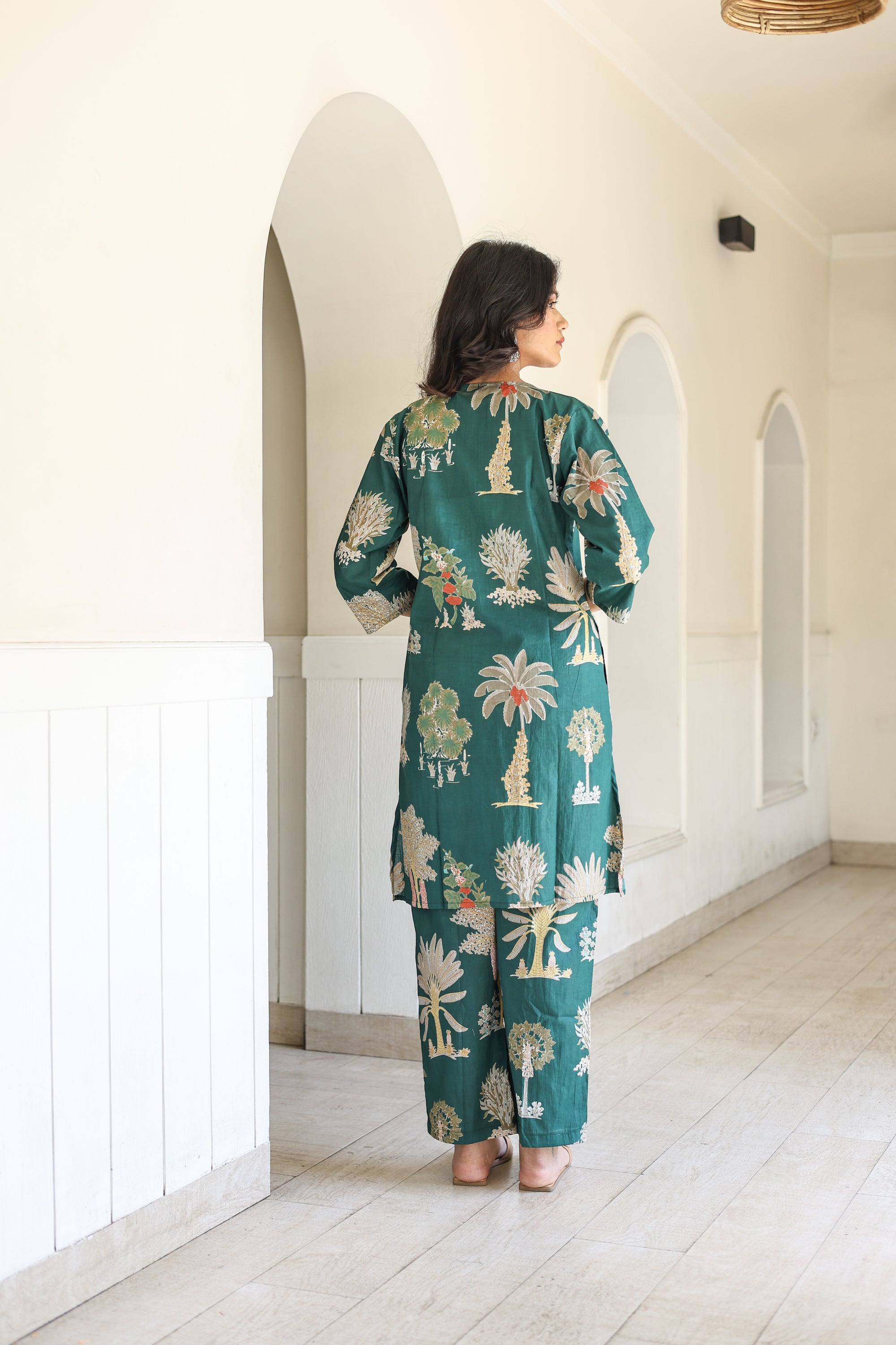 BOTTLE GREEN TROPICAL TWIN SET