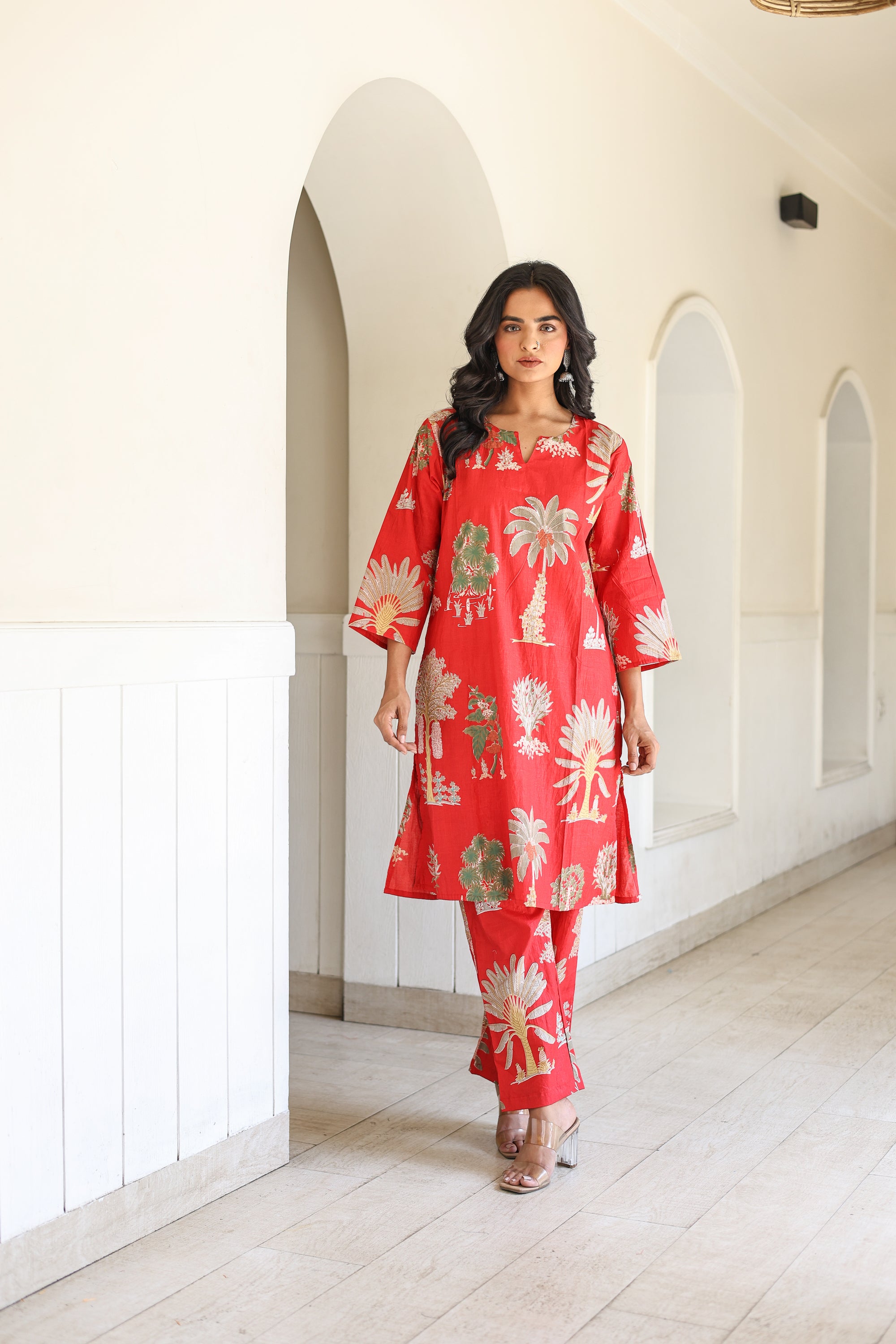 Red tropical twin Set