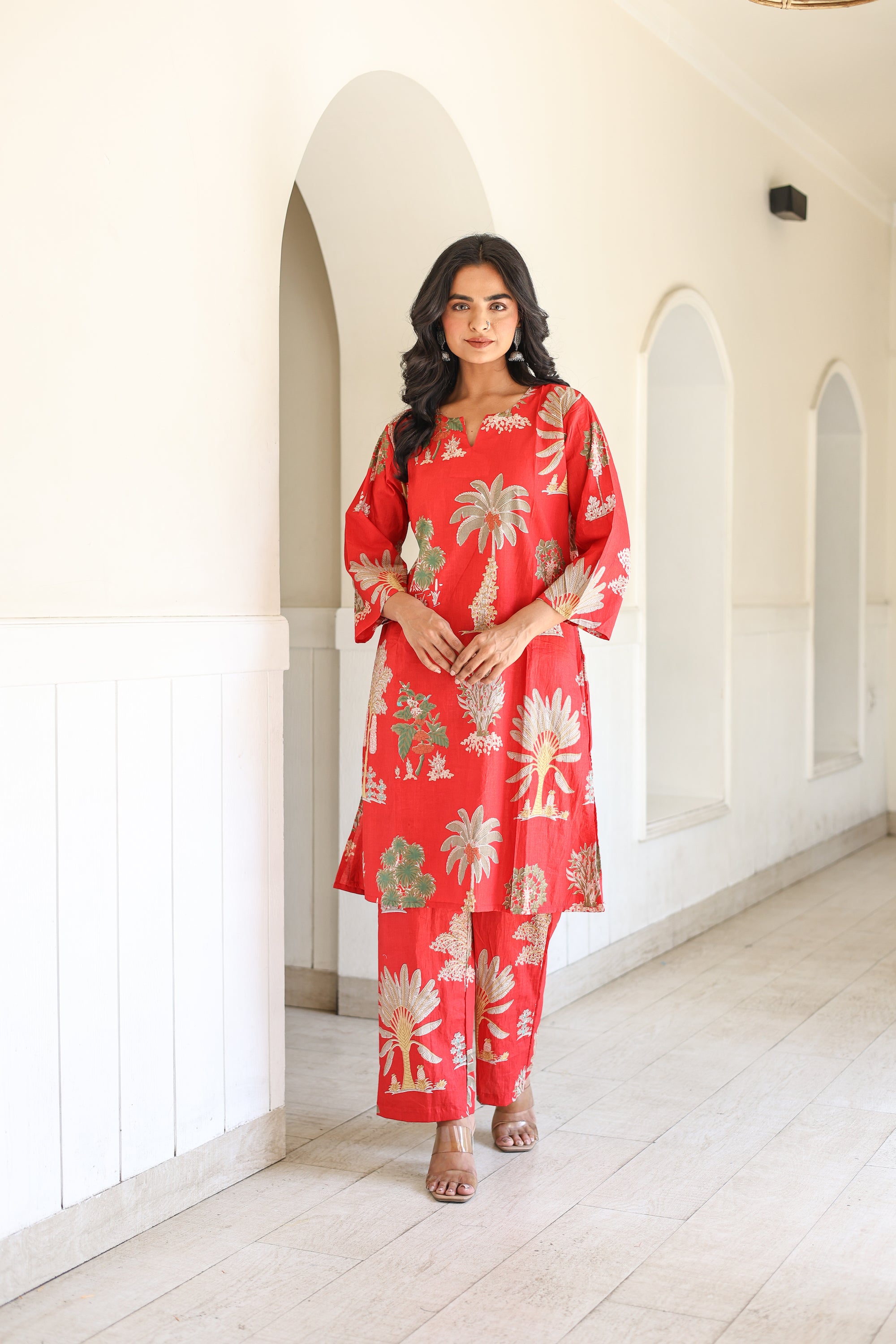 Red tropical twin Set