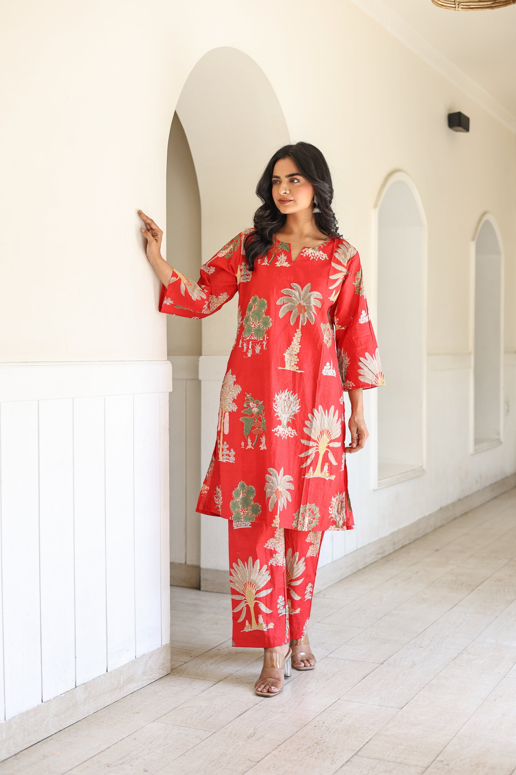 Red tropical twin Set