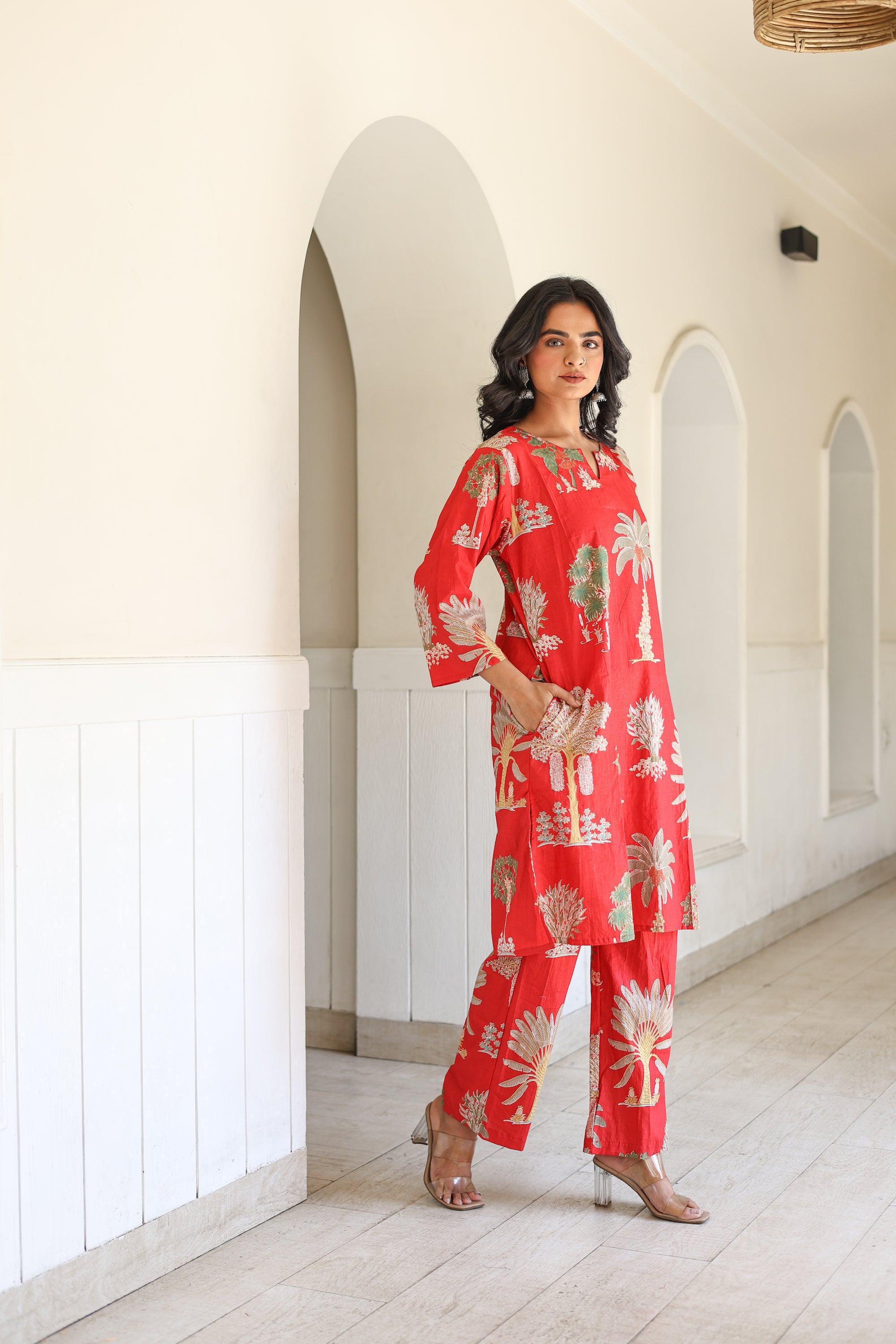 Red tropical twin Set