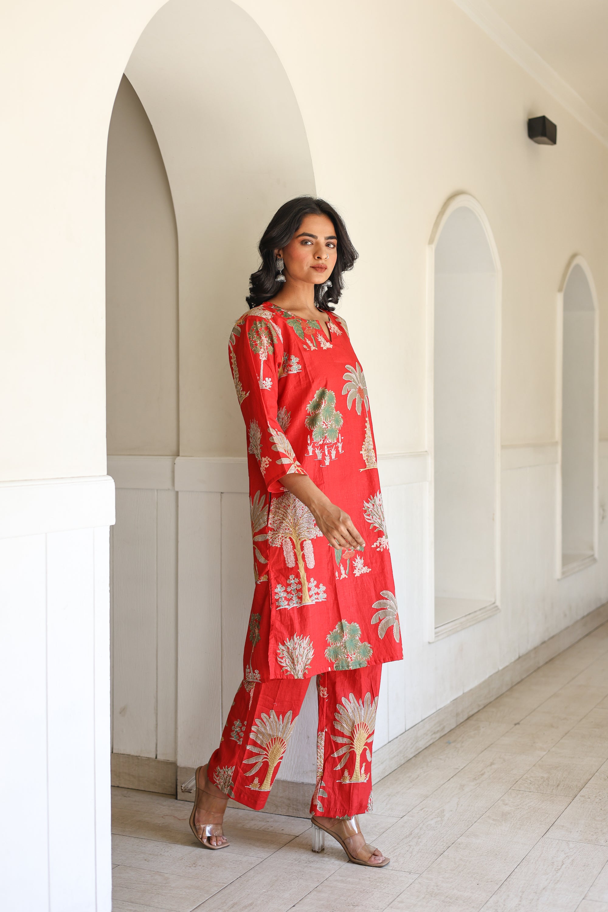 Red tropical twin Set