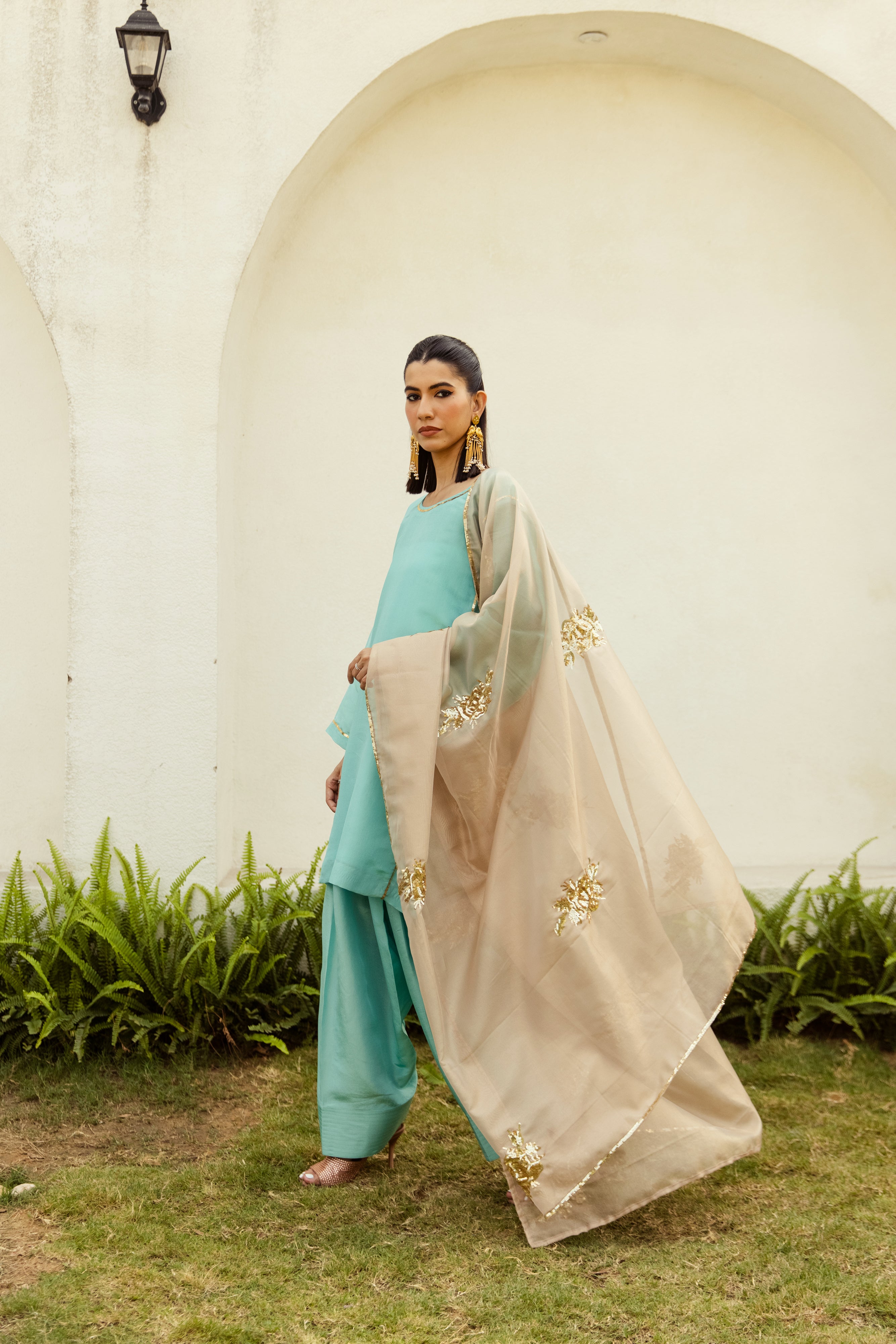 Noor Farshi Salwar turquoise  Set - Golden