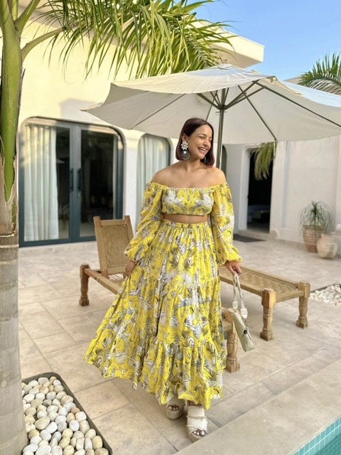 Yellow rain deer Skirt Set