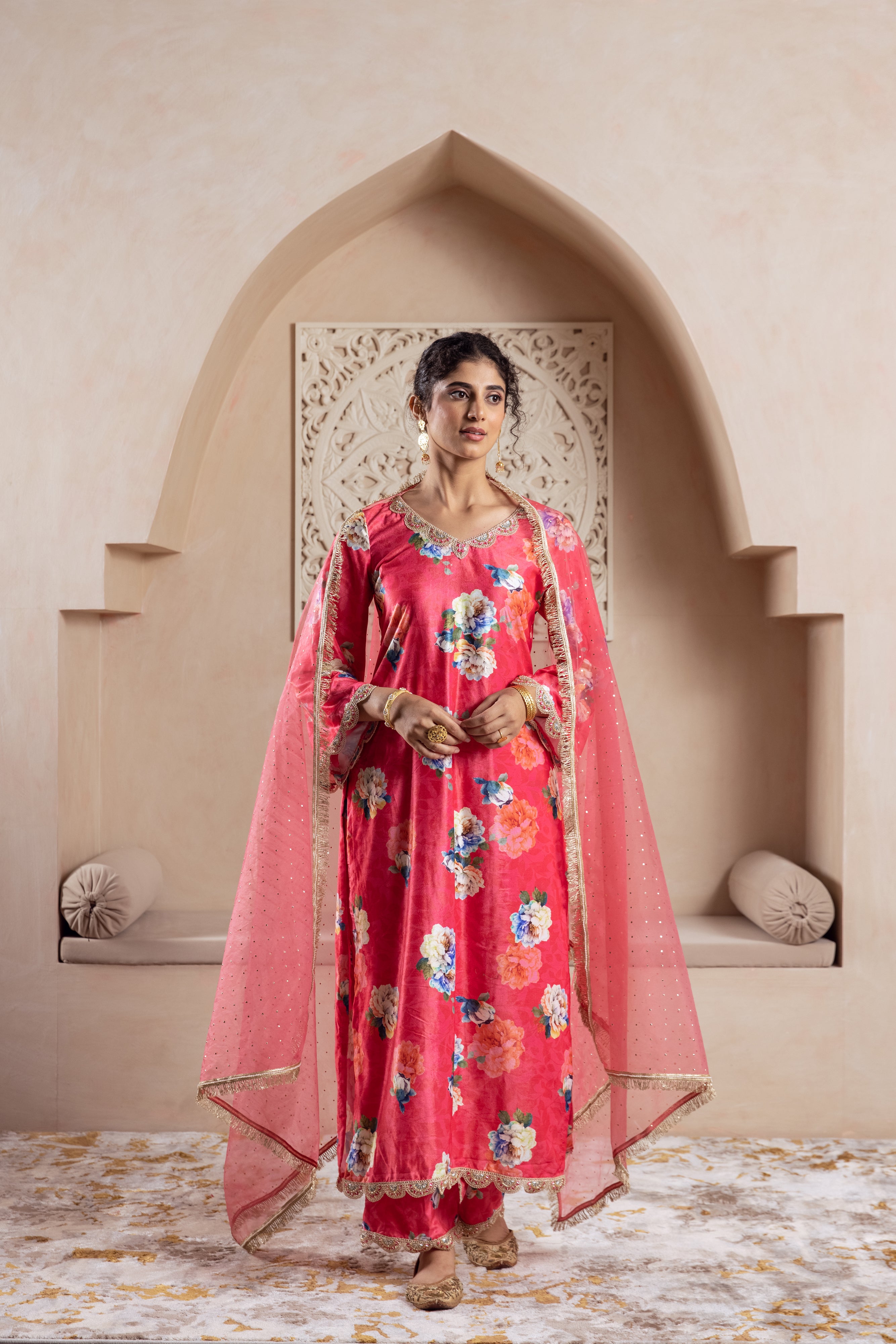 FIRGUN PINK FLORAL VELVET SET