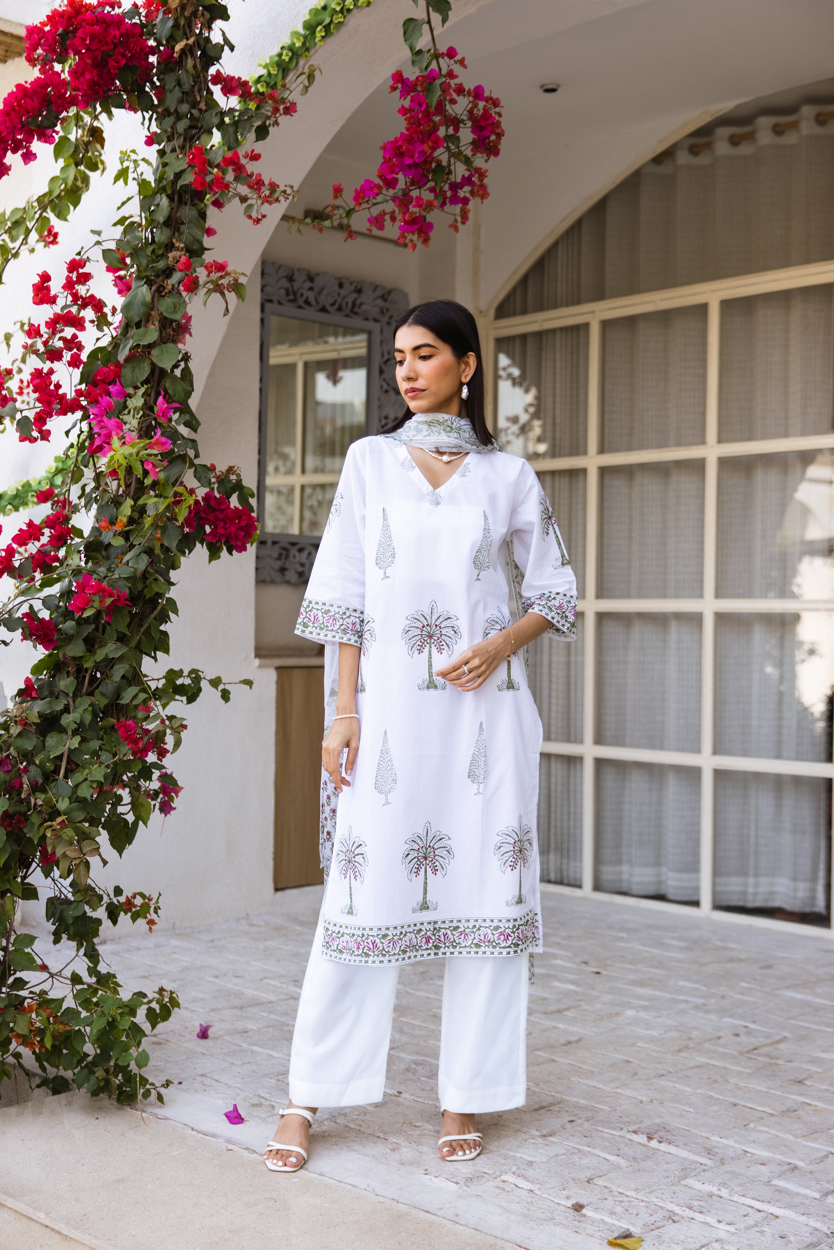 Picnic Palm tree Handblock Kurta Set