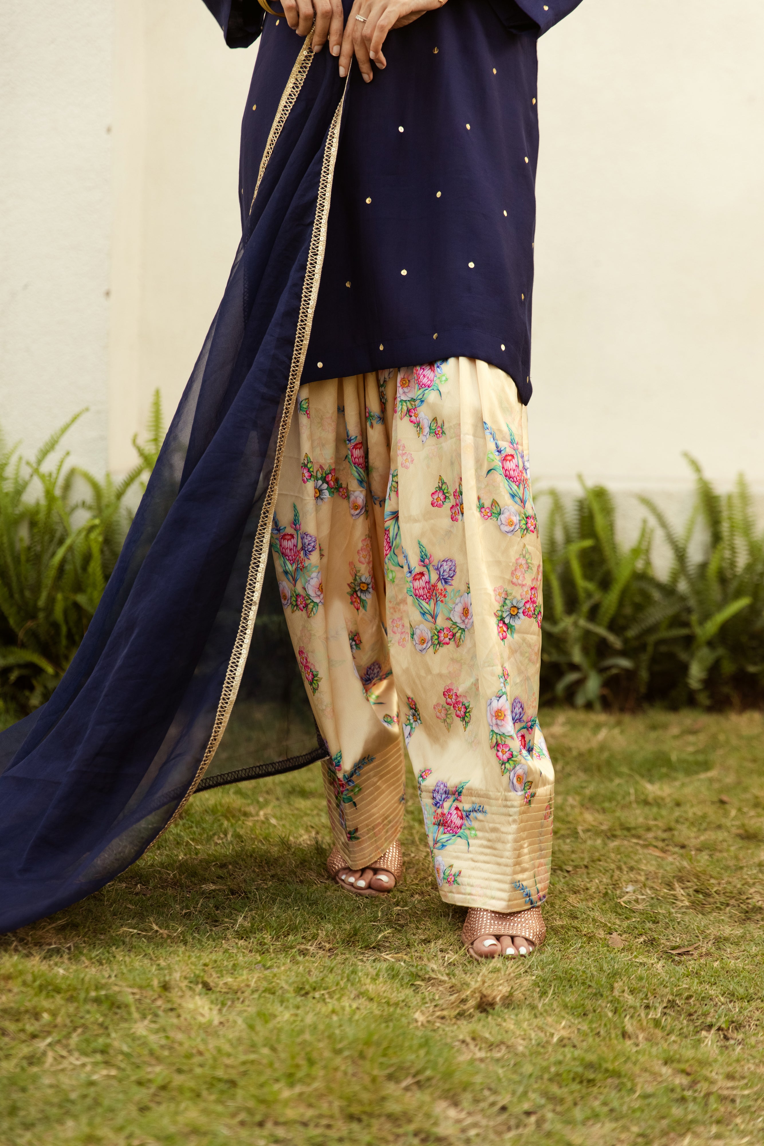 Noor Farshi Salwar Navy blue set